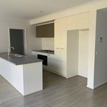 Rent 4 bedroom house of 2000769 m² in Victoria