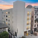 Rent 2 bedroom apartment of 98 m² in Los Angeles