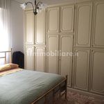 Affitto 4 camera appartamento di 80 m² in Parma