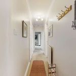 Rent 3 bedroom flat of 72 m² in London