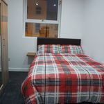 Rent 1 bedroom flat in Wakefield