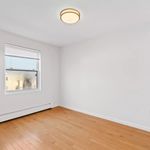 Rent 2 bedroom apartment in Astoria
