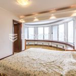 Najam 6 spavaće sobe kuća od 500 m² u Zagreb