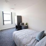Rent 8 bedroom flat in Manchester