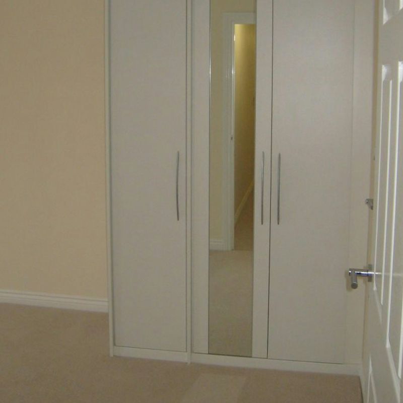 Flat to rent on Battle Square Reading,  RG30, United kingdom Southcote