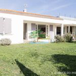 Rent 4 bedroom house of 80 m² in Fouras
