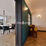 Appartement de 150 m² avec 3 chambre(s) en location à Mancioux