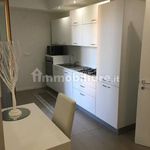 Rent 5 bedroom apartment of 100 m² in Favorita