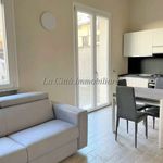 Affitto 3 camera appartamento di 70 m² in Novara