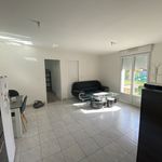 Rent 3 bedroom apartment of 40 m² in Fleury-les-Aubrais