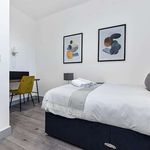 Rent 2 bedroom flat in Kingston upon Thames