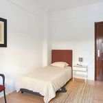 Rent a room of 101 m² in Lisboa