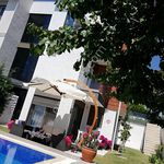 Rent 6 bedroom house of 165 m² in İzmir
