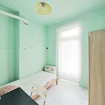 Rent 10 bedroom apartment in Kraków