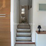 Affitto 4 camera appartamento di 65 m² in Trinità d'Agultu e Vignola