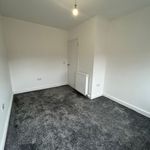 Rent 3 bedroom flat in Glasgow