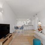 Alquilo 2 dormitorio apartamento de 96 m² en Estepona