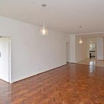 Rent 3 bedroom apartment of 141 m² in Johannesburg