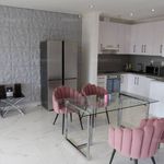Rent 3 bedroom apartment of 95 m² in Budapest