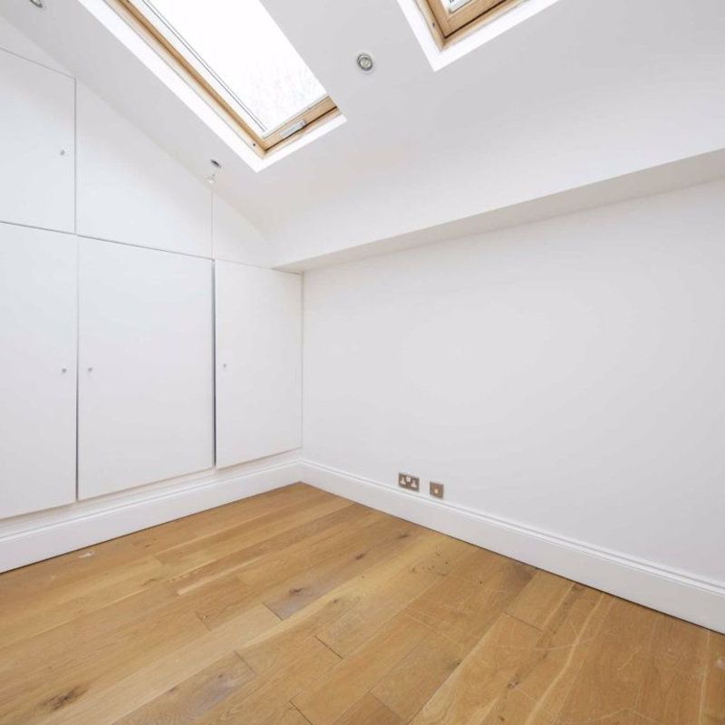 house for rent in New End Hampstead, NW3 Vale of Health