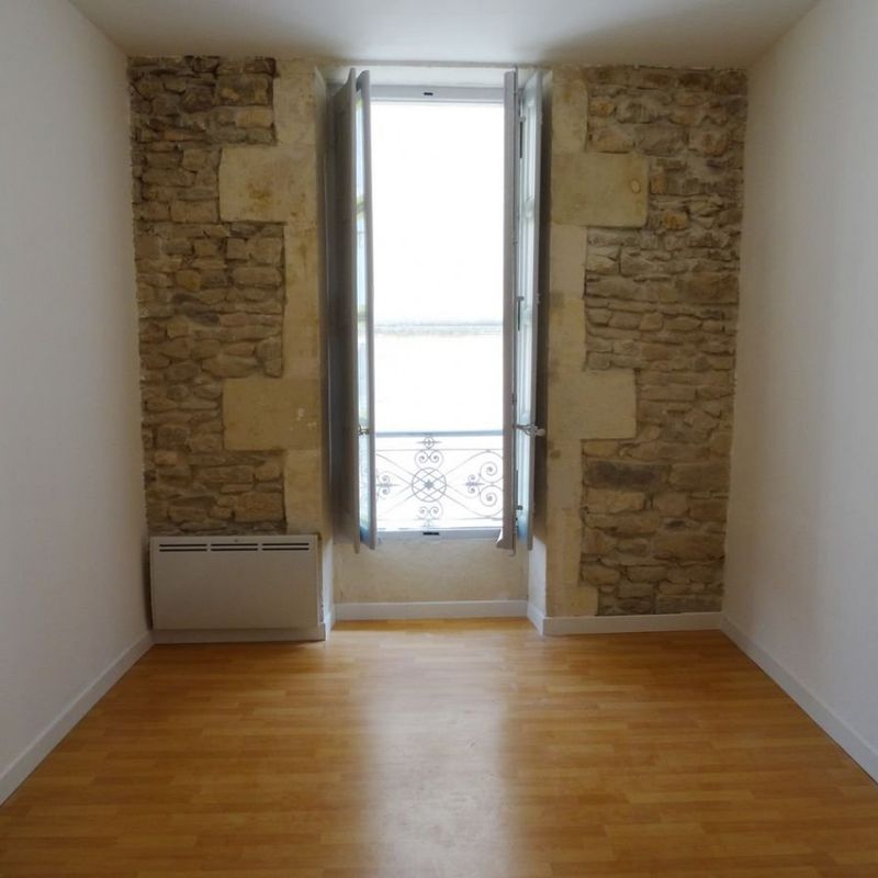 Location appartement Nimes, 46m² 2 pièces 640€ Gard