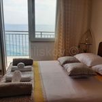 Rent 3 bedroom apartment of 180 m² in Split