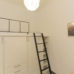 Rent a room of 42 m² in Milano