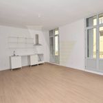 Appartement de 87 m² avec 5 chambre(s) en location à Béziers