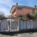 Rent 3 bedroom house of 70 m² in Pomezia
