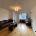 Rent 4 bedroom apartment in Caerdydd