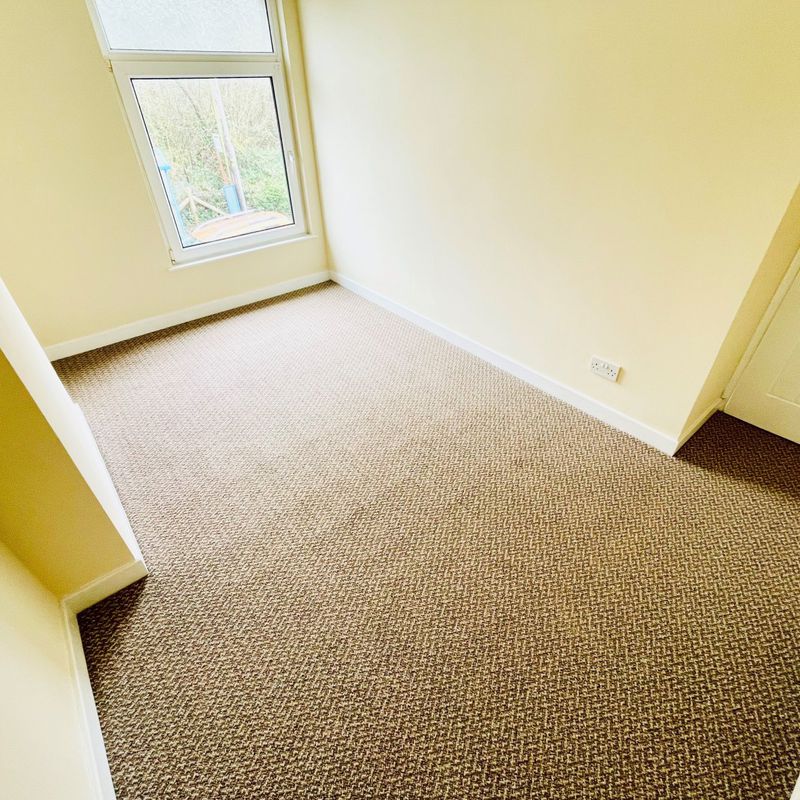3 bedroom property to let in Baden Terrace, MERTHYR TYDFIL - £750 pcm Penyard