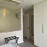 Rent 2 bedroom apartment of 99 m² in Johannesburg