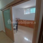 Affitto 5 camera appartamento di 180 m² in Taranto