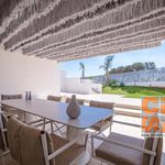 Ενοικίαση 6 υπνοδωμάτιο σπίτι από 380 m² σε Saronida