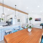Rent 3 bedroom apartment of 204 m² in Newport Beach