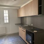 Rent 4 bedroom apartment of 87 m² in Josselin