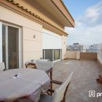 Rent 3 bedroom house of 220 m² in Piraeus