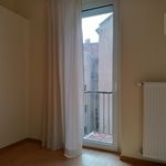 Rent 4 bedroom apartment of 89 m² in Budapest
