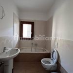 Affitto 4 camera appartamento di 137 m² in Caltanissetta
