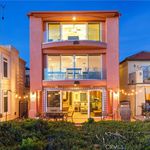 Rent 3 bedroom house of 324 m² in Long Beach