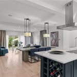 Rent 4 bedroom house of 306 m² in Newport
