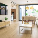 Rent 5 bedroom house of 210 m² in Sevilla