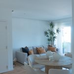 Rent 3 bedroom apartment of 105 m² in Carcavelos