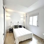 Rent 3 bedroom apartment of 107 m² in Puerto Banús