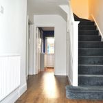 Rent 3 bedroom apartment in Bromley