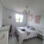 Rent a room in Santander