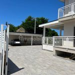 Affitto 5 camera casa di 260 m² in Giugliano in Campania
