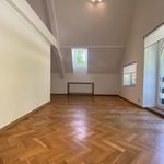 Rent 2 bedroom house of 229 m² in Ukkel