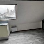 Appartement de 380 m² avec 3 chambre(s) en location à Buchy