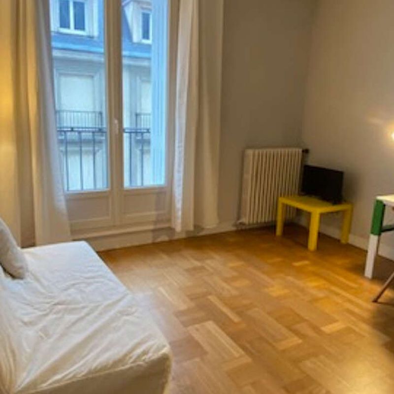 Location appartement 1 pièce 15 m² Évreux (27000)